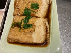 -潮界(LU·ONE凯德晶萃广场店)