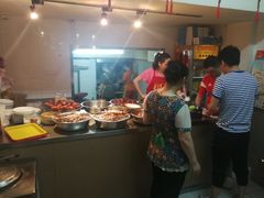 -蓝精灵饺子店