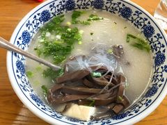 鸭血粉丝汤-东关吉祥西安腊汁肉夹馍(健德门店)