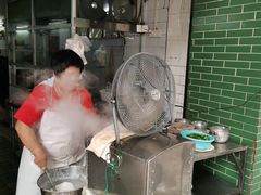 -河记肠粉店