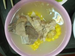 玉米大骨汤-华中科技大学百景园(三楼酒店)