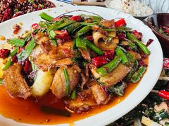 蒜苗炒回锅肉-饭江湖·江湖菜(湖广会馆店)