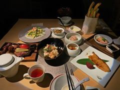 三口饭-穹六人间 people 6(岳阳路店)