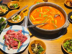 -贵厨酸汤牛肉(花果园国际中心店)