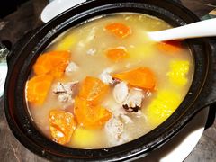 玉米红萝卜煲筒骨-大树餐厅(红旗街万达店)