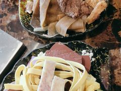-牛里牛气· 榴莲海鲜鲜牛肉自助火锅·烤肉(横岗店)