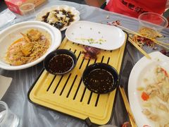 -肥肥虾庄·金牌油焖大虾(东湖欢乐谷店)