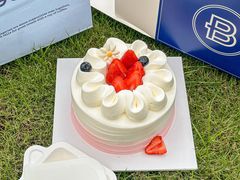-巴黎贝甜·生日蛋糕(环球中心店)