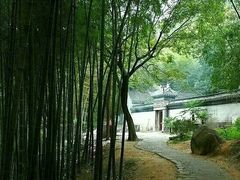 -灵岩山风景区