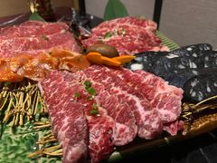 -山川小町·极番烧肉(新地假日广场店)