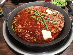 -四小区火锅·巷子里的重庆火锅(花照壁店)