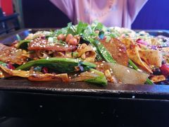 -俏巴妹烤鱼香锅(奥体店)