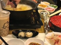 -鲜入围煮花胶鸡海鲜火锅