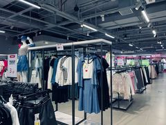-唯品会(北京国瑞城店)