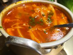 泡菜肥牛汤-本炙炭烤·蒲烧活鳗料理店(金沙洲店)