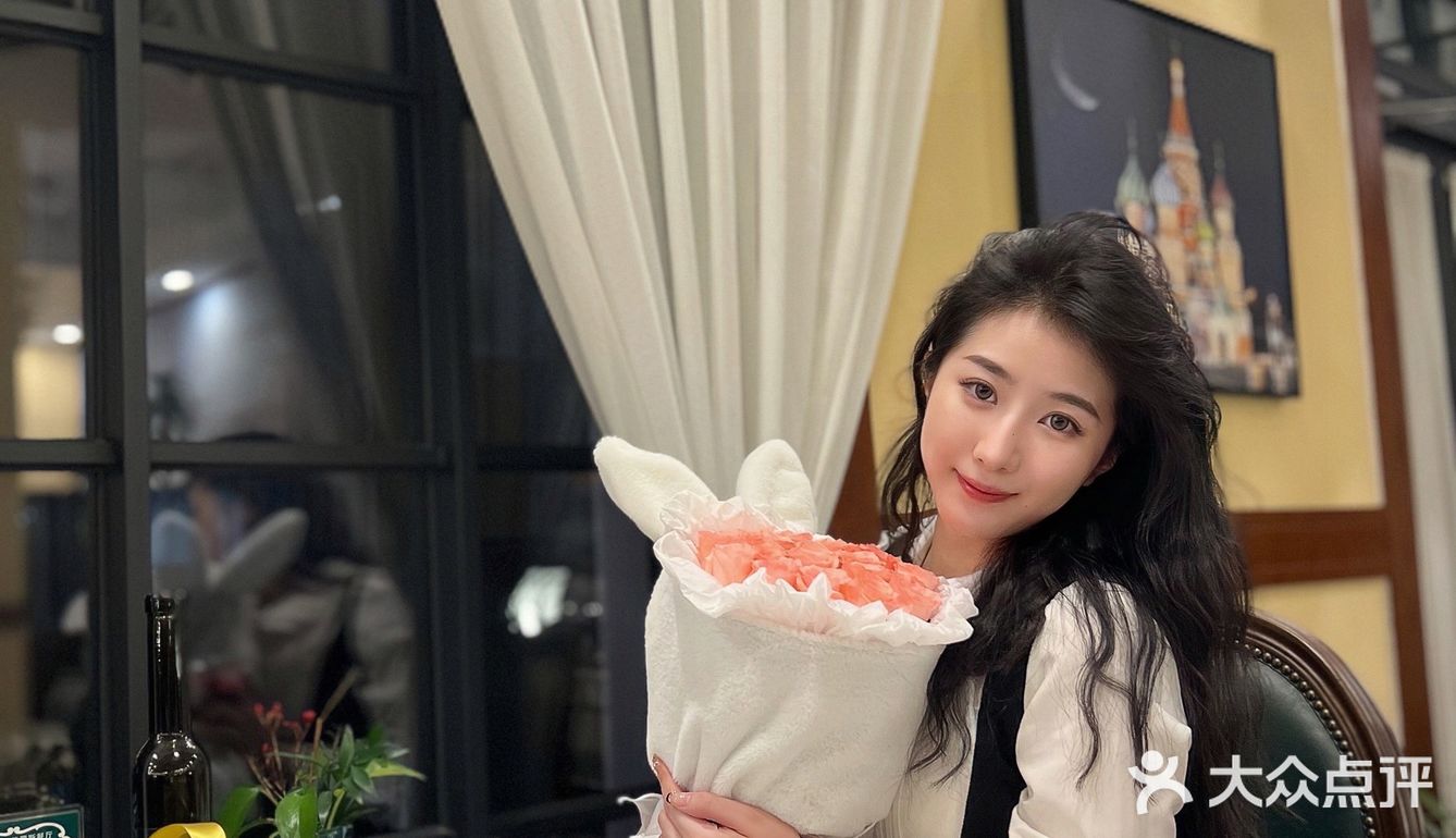今天的快乐是唯美浪漫的法式蛋糕给的🎂
