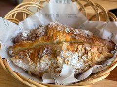 -麦田工坊(月湖店)