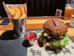-FAT COW(虹梅路店)