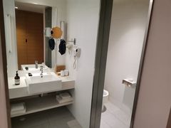 -全季酒店(郑州建设路碧沙岗地铁站店)