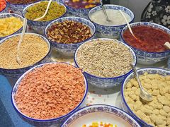 -八一路好吃街(雨田商务大厦店)