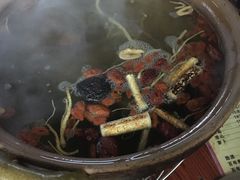 -威邵鸡煲(西华路总店)