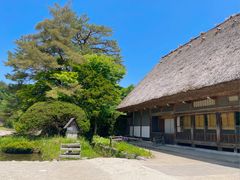 -白川乡与五箇山的合掌构造村落
