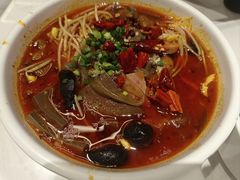 -渝是乎酸菜鱼(龙旗购物中心店)