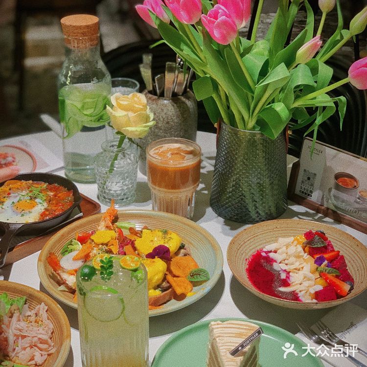 乔泰勒JOETYLER🌟这家的班尼迪克蛋和意面超好吃哒!