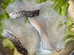 -罗二娘·鲜切牛自助火锅(罗湖东门步行街店)