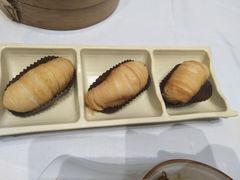 榴莲千丝酥-稻香酒家·34年老字号·港式粤菜(汉街店)