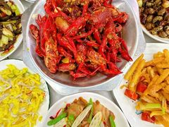 -丹水桥地锅鱼·翘嘴鲌·地方特色全鱼宴(丹江口大坝店)