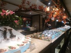 -半岛翡丽海鲜自助餐厅(观风亭店)