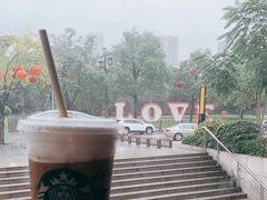 -星巴克(西安曲江银泰店)