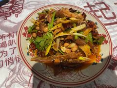 -耙吉吉川味小酒馆(本地人回头店)