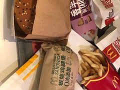 -麦当劳(新洲南路店)