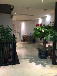 -苑苑发型设计