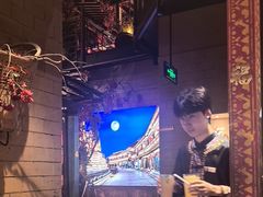 -吃饭皇帝大(长宁龙之梦店)