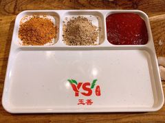 -珲春玉善烧烤串城(朝中店)