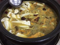 -菌之家·专业纯野生菌火锅·特色炒菌