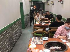 大堂-满兴咱妈烀饼铁锅炖(兰州北街店)