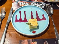 -米德维奇俄式西餐厅(西六道街店)