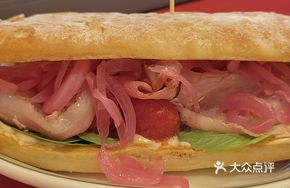 Spicy Tomato Pork Sandwich