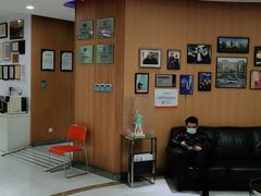 -雅悦齿科(顾村公园店)