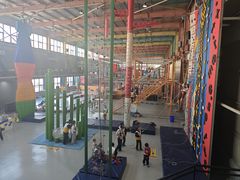 -天空之城蹦床攀岩运动馆·团建拓展·亲子游乐·生日派对(合肥店)