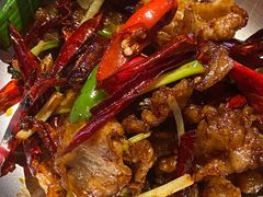 宫爆胸口油-毛辣果·酸(OHA复兴西路店)