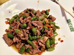 -新白鹿餐厅(百联中环店)