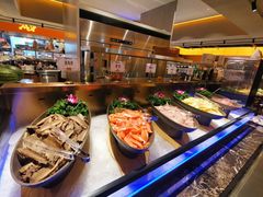 -黑金·寻焰自助百汇·烤肉·火锅(中街店)