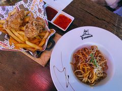 -Famous肥猫墨西哥音乐餐吧(五棵松华熙LIVE店)