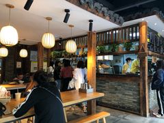 大堂-弄堂咪道-饭香·面香·馄饨香(钦州北路田尚坊店)