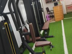 -征成健身连锁私教工作室(九公里店)